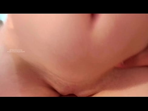 ❤️ Magasin oma õe toas ja nii ma ärkasin üles ❤ Pornovideo at us ☑